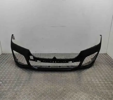 BMW 7 G11 G12 Front bumper 8745834