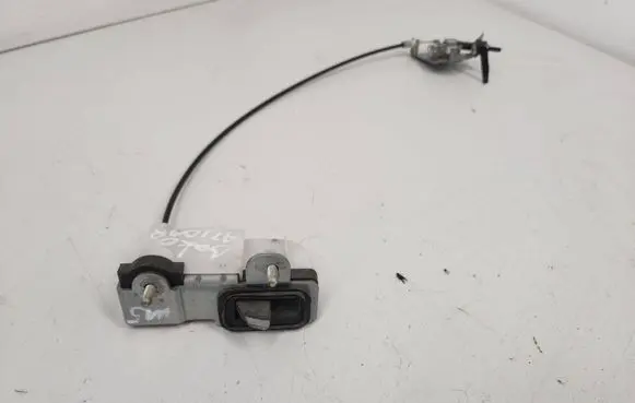 Mazda 5 Fuel tank cap lock motor 11090