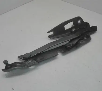 Audi A4 S4 B7 8E 8H Tailgate/trunk/boot hinge 8E5827301C