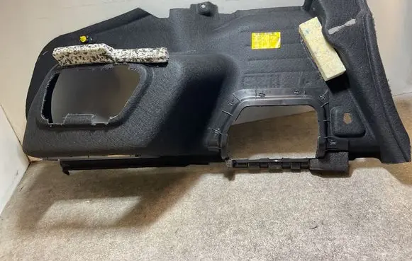 BMW i4 Trunk/boot lower side trim panel 9871062 14606310