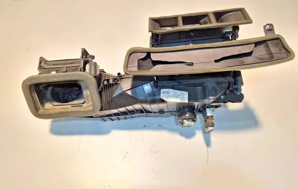 Skoda Octavia Mk2 (1Z) Interior heater climate box assembly housing 1K1721057AN 1K1820003QK 1K1614105BN