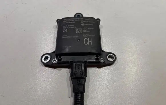 Toyota C-HR I Blind spot module A2C7430820400 2014DJ5772