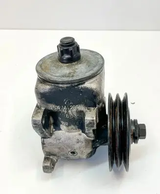 Mercedes-Benz SLC C107 Power steering pump A1264601480 7672900446