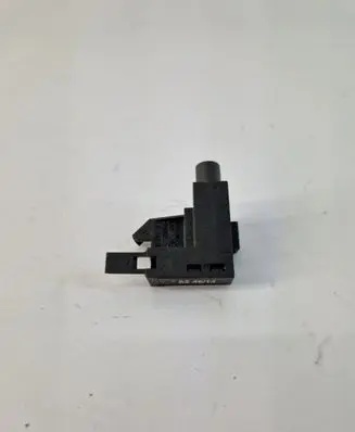 Volkswagen Polo V 6R Hand parking brake switch 1J0947581