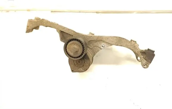 Ford S-MAX Generator/alternator bracket 