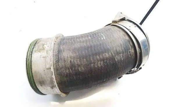 Audi Q7 4L Intercooler hose/pipe 7L6145943B