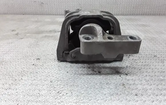 Volkswagen Golf V Engine mount bracket 1K0199262AT