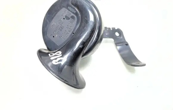 Tesla Model 3 Horn signal E10020046