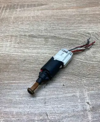 Peugeot 206 Brake pedal sensor switch 9643478880 WithPlug