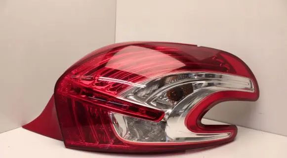Peugeot 208 I Rear/tail lights 