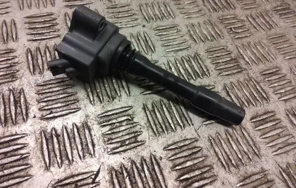 BMW X2 F39 High voltage ignition coil 77850002