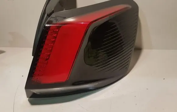 Peugeot 3008 II Rear/tail lights 9810477080