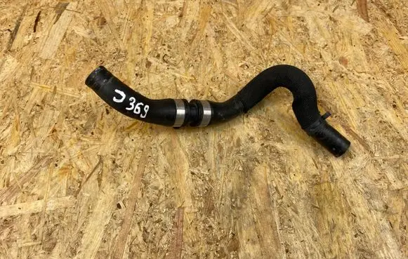 Mercedes-Benz C W205 Engine coolant pipe/hose A2058301202