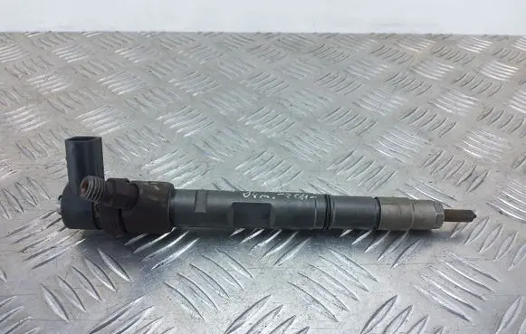 Fuel injector