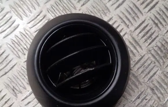 Honda Jazz Dashboard side air vent grill/cover trim