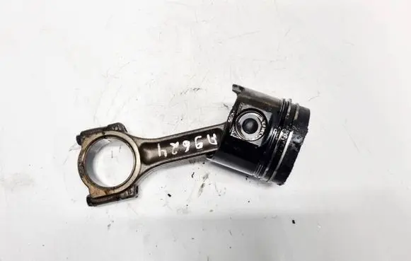 Nissan Primera Piston with connecting rod