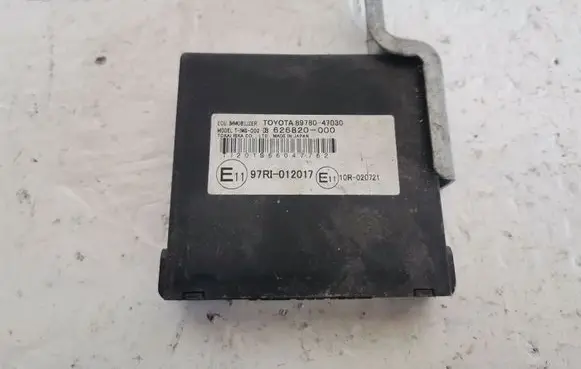 Toyota Corolla Verso AR10 Immobilizer control unit/module 626820000