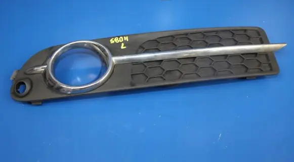 Volvo S80 Front bumper lower grill