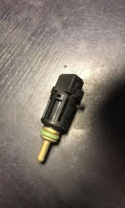 Coolant temperature sensor