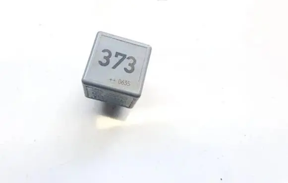 Audi Q7 4L Other relay 8d0951253a v23134-b52-x301
