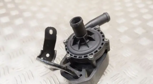 Tesla Model S Electric auxiliary coolant/water pump 600736700E