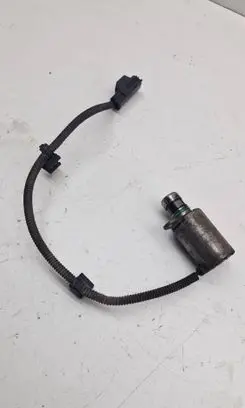 Volvo V70 Oil pressure sensor 30757801