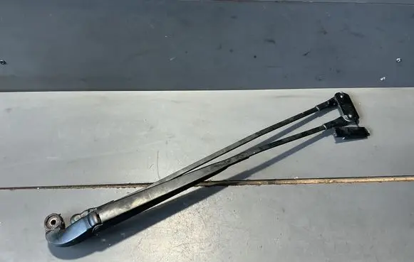 Toyota Aygo AB40 Front wiper blade arm W000033343 4217LHD