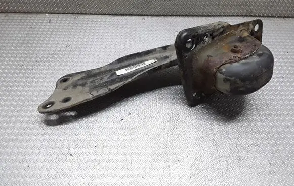 Volkswagen Jetta V Rear upper control arm/wishbone 1K0505226C