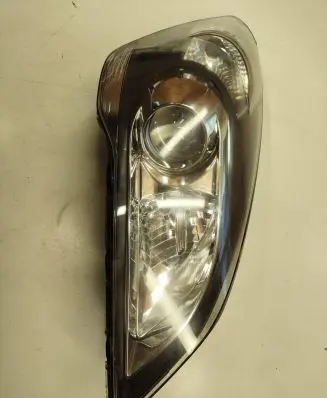 KIA Ceed Headlight/headlamp 921021H