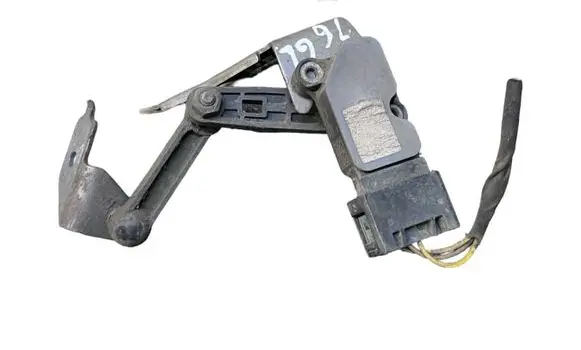 Volvo XC90 Rear air suspension level height sensor 31406563 A426S15167