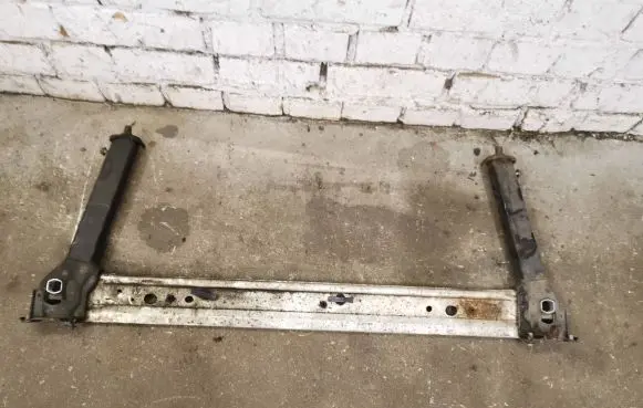 Renault Megane III Bottom radiator support slam panel 544F00003R