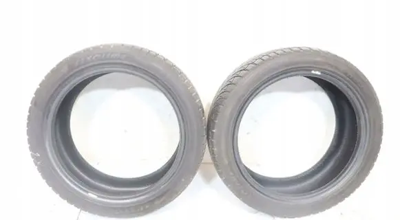Volkswagen Golf V R16 summer tire 6937833546266