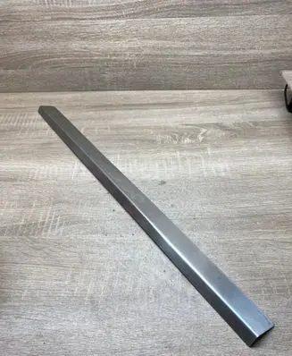 Seat Toledo II (1M) Side skirt front trim 