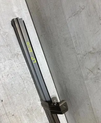 Renault Clio V Front door windshield rail 802176606R