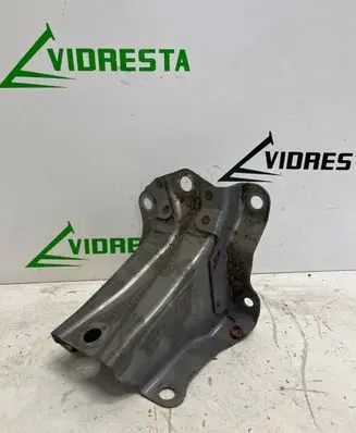 Honda CR-V Other engine bay part