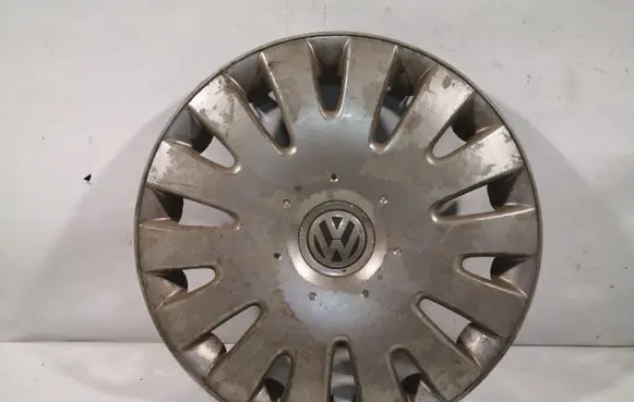 Volkswagen PASSAT B6 R16 wheel hub/cap/trim 1K0601147G