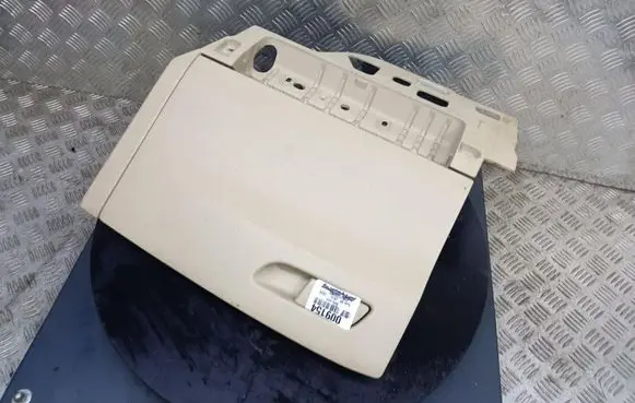 Audi A4 S4 B9 Glove box