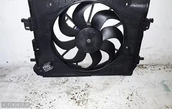 Renault Sandero I Electric radiator cooling fan 214816812R
