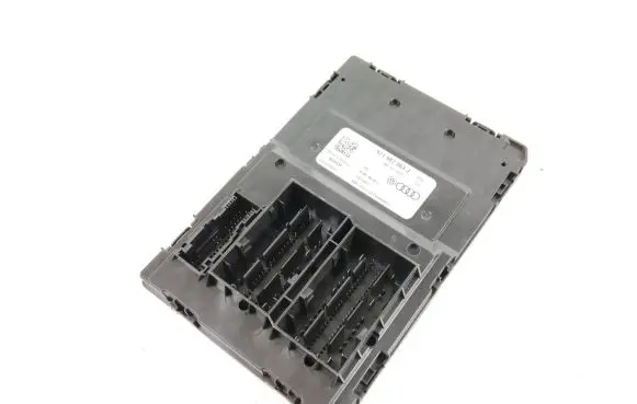 Porsche Taycan 9J1 Comfort/convenience module 971907063J 4N0907063D F005V02649