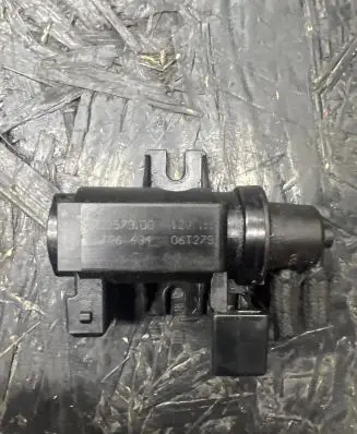 BMW 3 E90 E91 Turbo solenoid valve 7796634 06T273 70057900