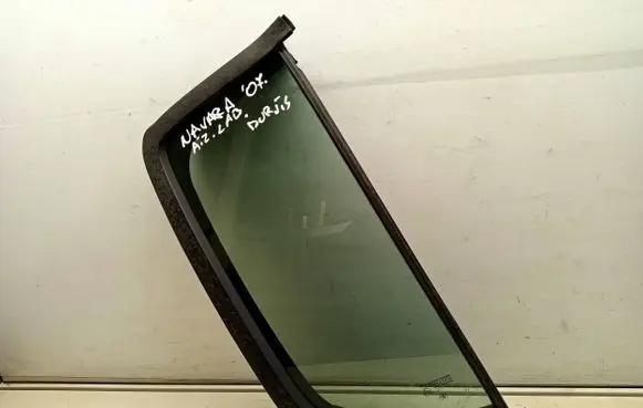 Nissan Navara D40 Rear door window glass 43R00345 503S30315