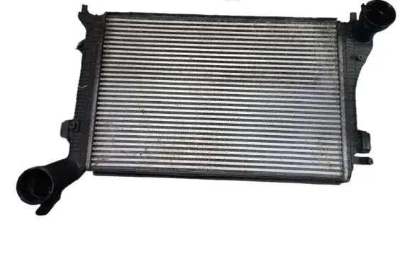 Volkswagen Golf V Intercooler radiator