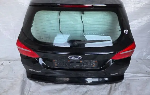 Ford Focus Tailgate/trunk/boot lid 