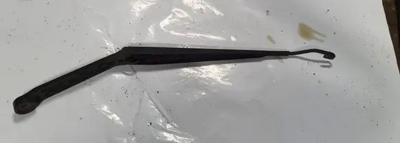 Nissan X-Trail T30 Windshield/front glass wiper blade NOCODE