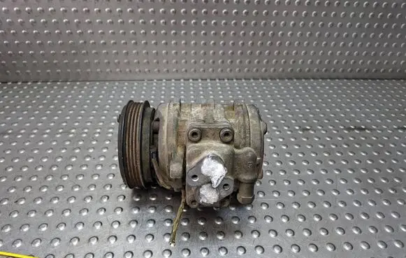 Suzuki Samurai Air conditioning (A/C) compressor (pump) S25154868 4472007460