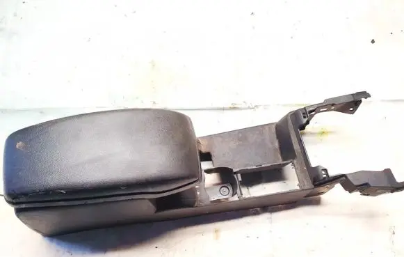 Ford Mondeo Mk III Armrest 4s71f048b55