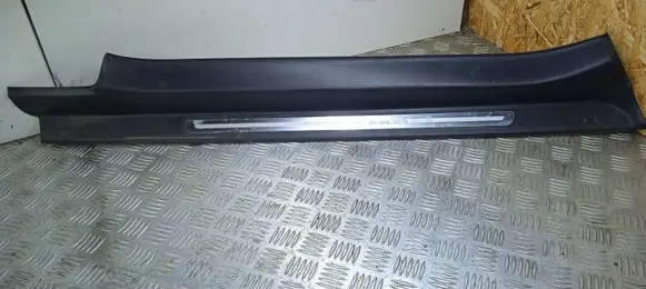 Audi TT TTS Mk2 Side skirt front trim 8J0853491