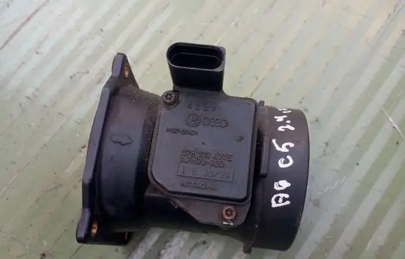 Audi A6 S6 C5 4B Mass air flow meter 078133471E AFH7008D 4321