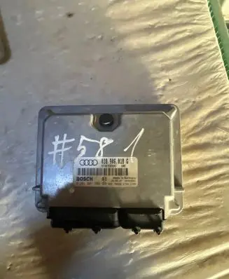 Audi A6 S6 C5 4B Engine control unit/module 038906018G 28SA3301 0281001609