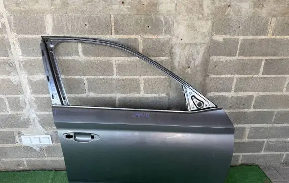 Skoda Kamiq Front door